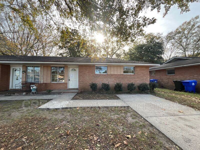1635 Memminger Ave #B - Photo 2 of 2
