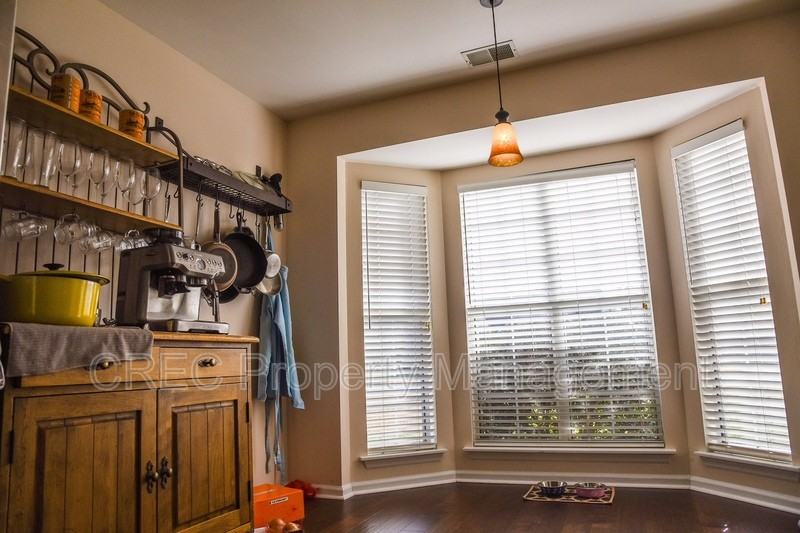 1617 Pin Oak Cut - Photo 4 of 23