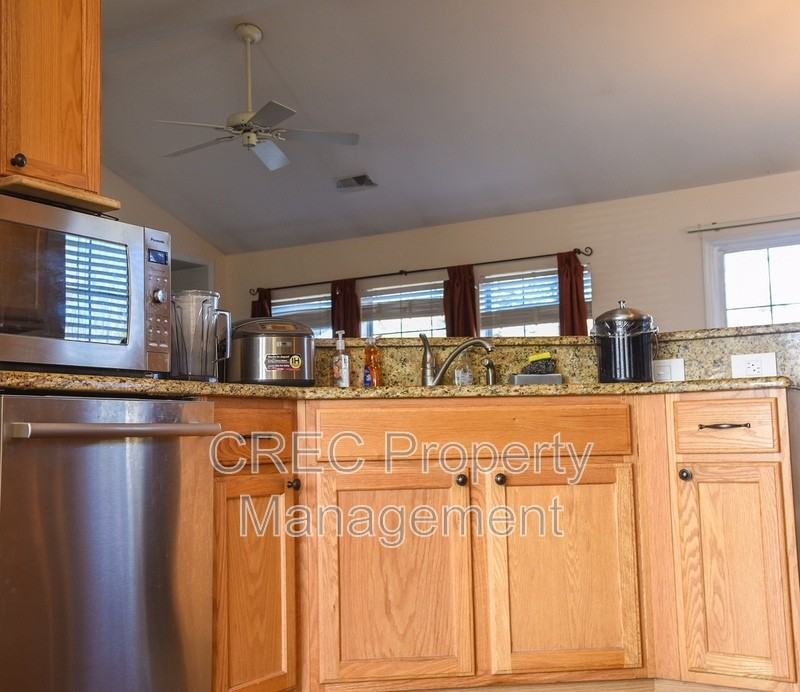 1617 Pin Oak Cut - Photo 5 of 23