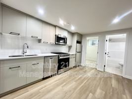 featured image of 500 Paterson Way Sw #LOWER