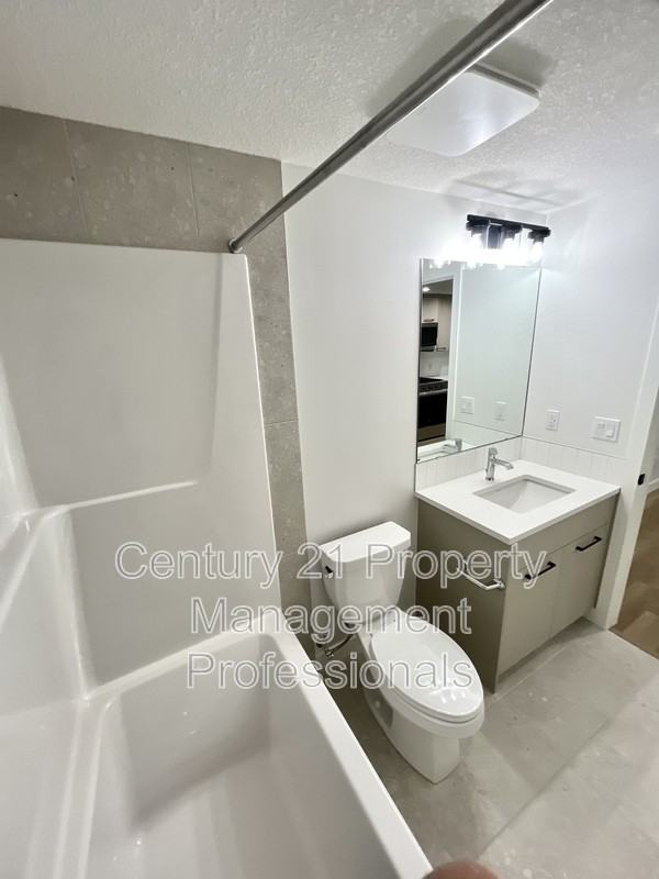 500 Paterson Way Sw - Photo 5 of 6