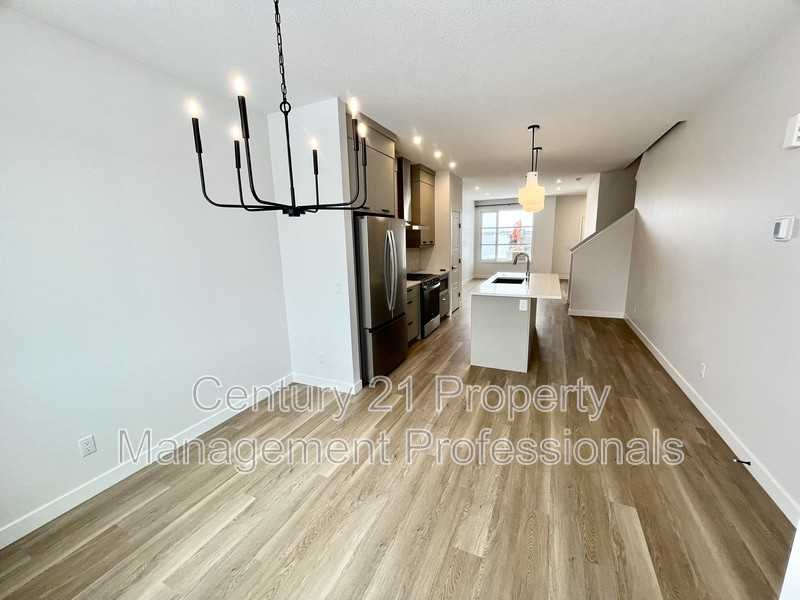 500 Paterson Way Sw - Photo 3 of 19