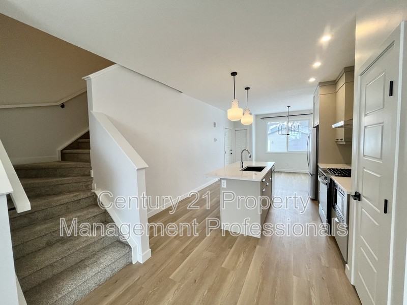 500 Paterson Way Sw - Photo 5 of 19