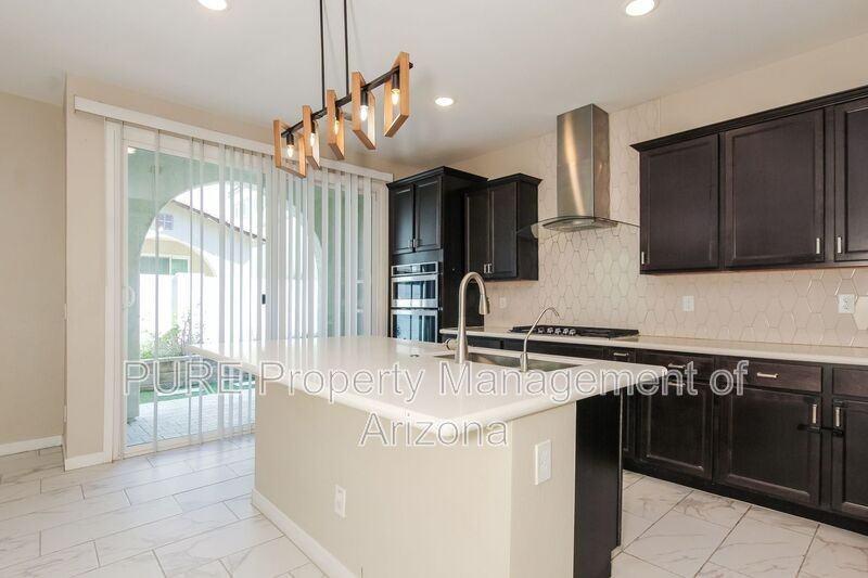 852 W Park Ave - Photo 4 of 24