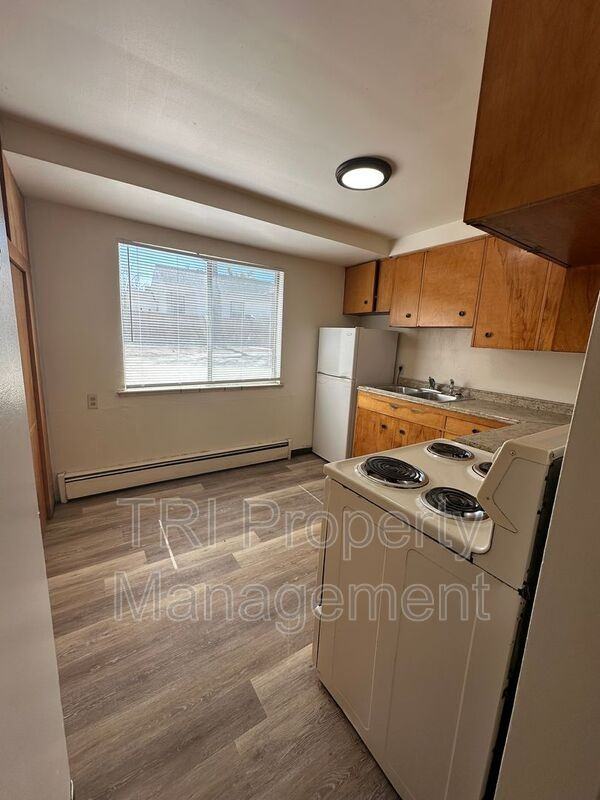 2018 6th Ave #3 - Photo 4 of 8