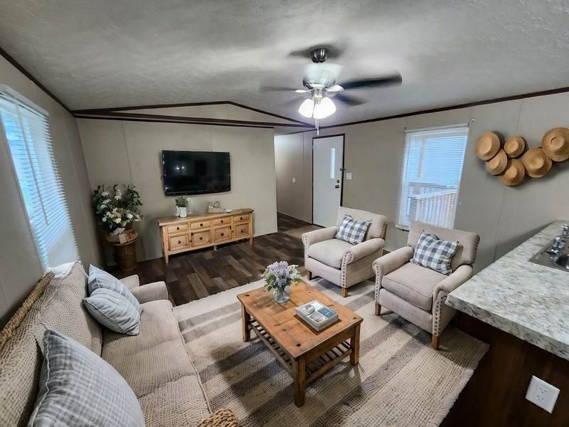 15 Cotton Bayou Cir - Photo 2 of 8