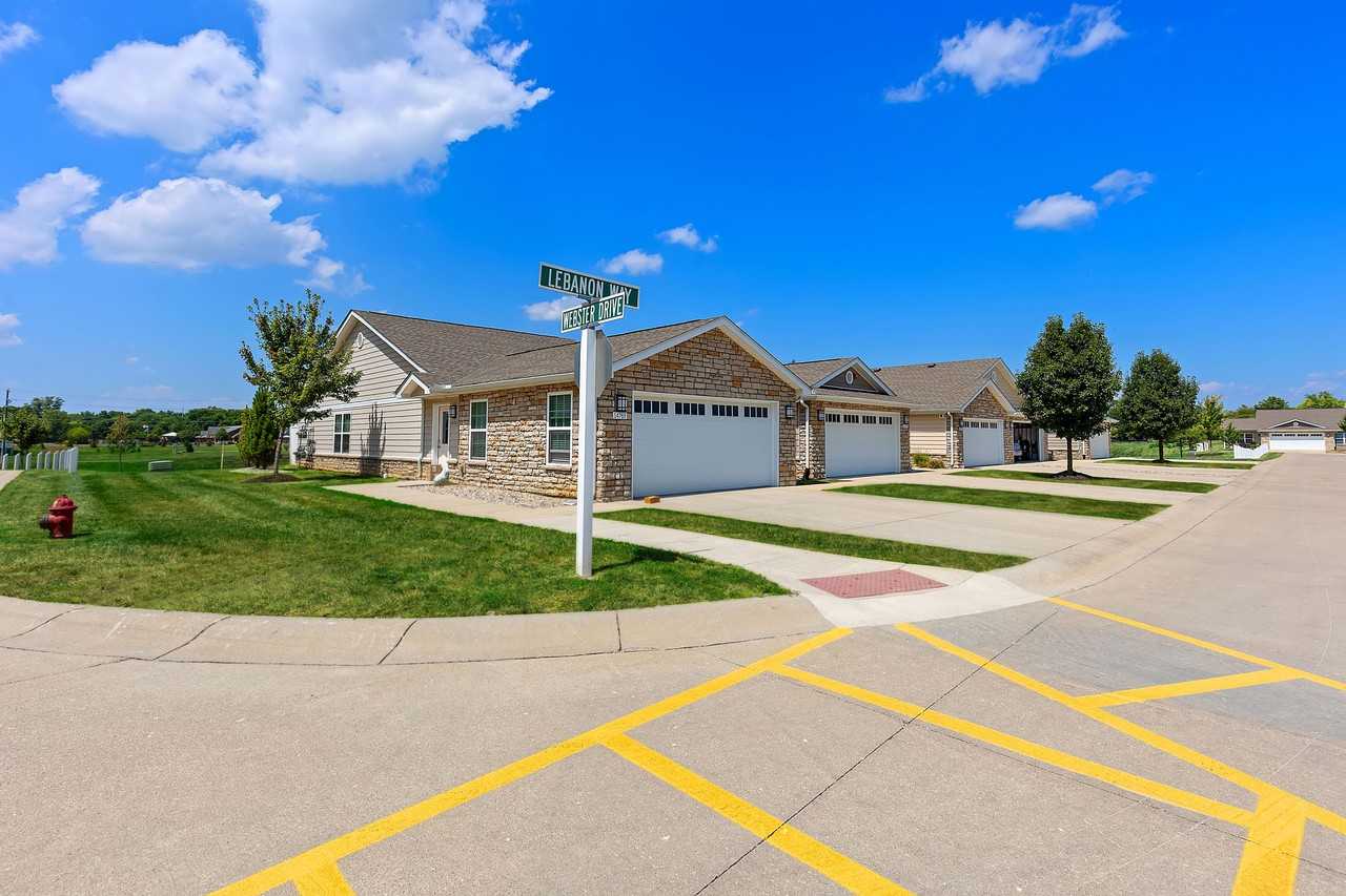 Redwood Noblesville Webster Drive - Photo 2 of 19