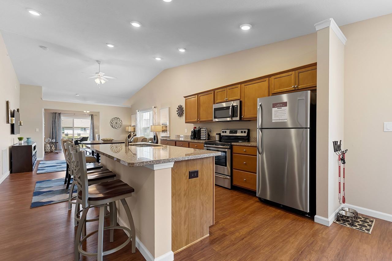Redwood Noblesville Webster Drive - Photo 4 of 19