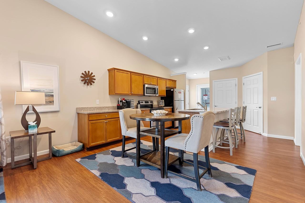 Redwood Noblesville Harewood Drive N - Photo 5 of 19