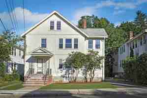 featured image of 264 Foster St #1