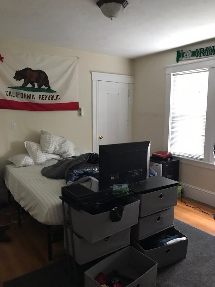 264 Foster St #1 - Photo 3 of 8