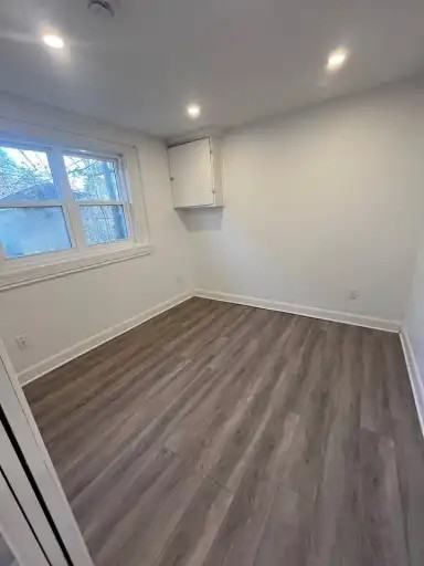 274 Lincoln St - Photo 3 of 7