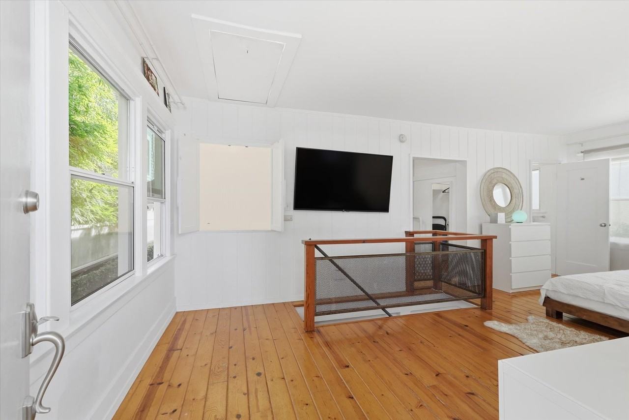 43 Dudley Ave #B - Photo 6 of 23