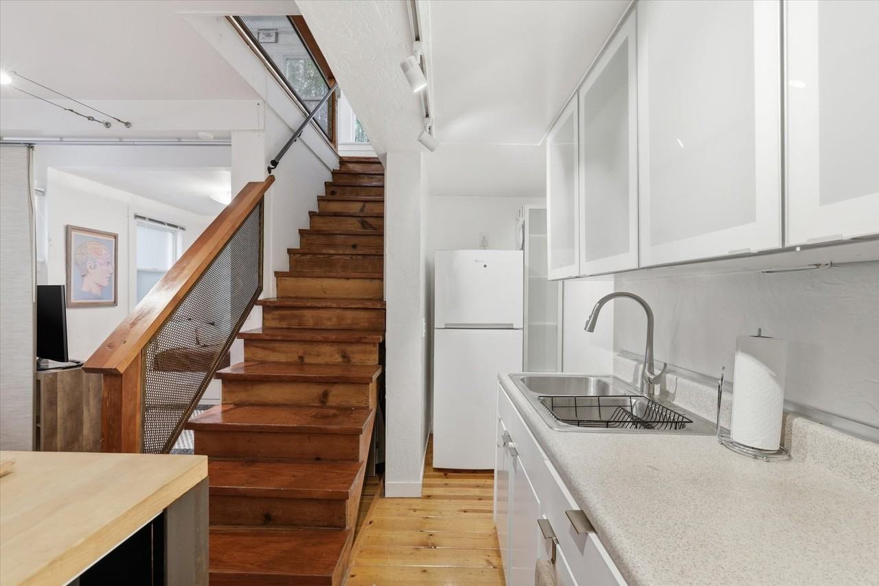 43 Dudley Ave #B - Photo 7 of 23