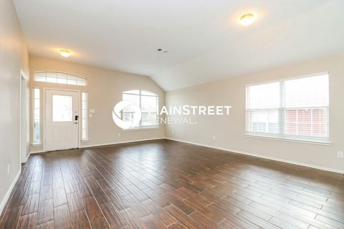 2803 Logan Dr - Photo 4 of 16