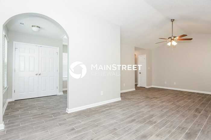 4164 Canyon Creek Ln - Photo 6 of 16