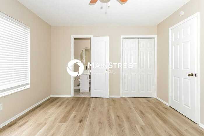 426 Sw Eastport Cir - Photo 7 of 15