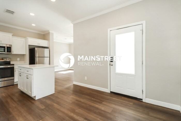 1701 16th Ave S - Photo 7 of 20