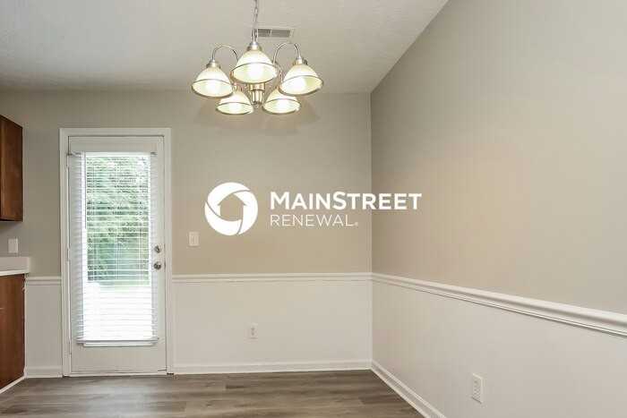 352 Royal Garden Dr - Photo 6 of 16