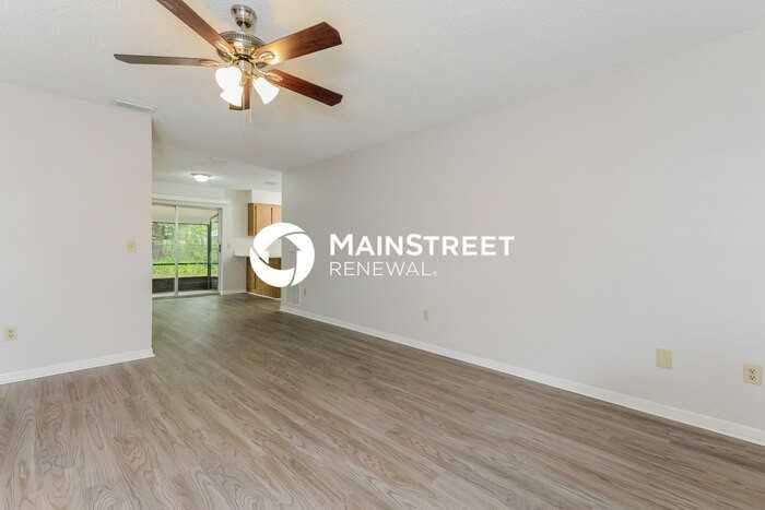 611 E Tall Pine Ter - Photo 3 of 16