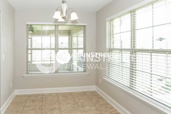 246 Fenrose Dr - Photo 6 of 16