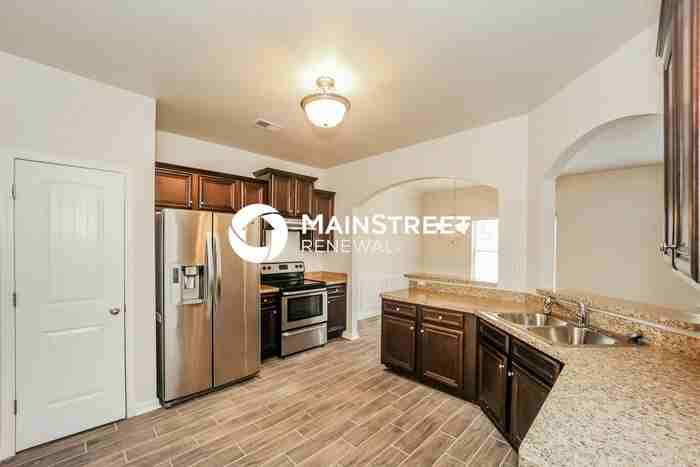 111 Jaclyn Way - Photo 7 of 17