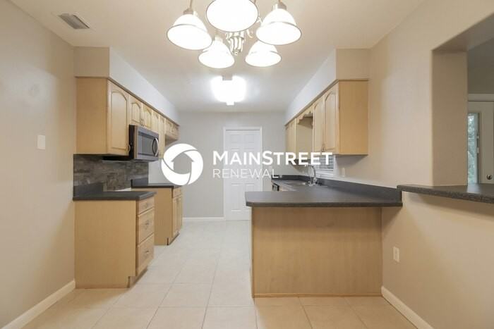 1305 Ridgefield Ave - Photo 6 of 16