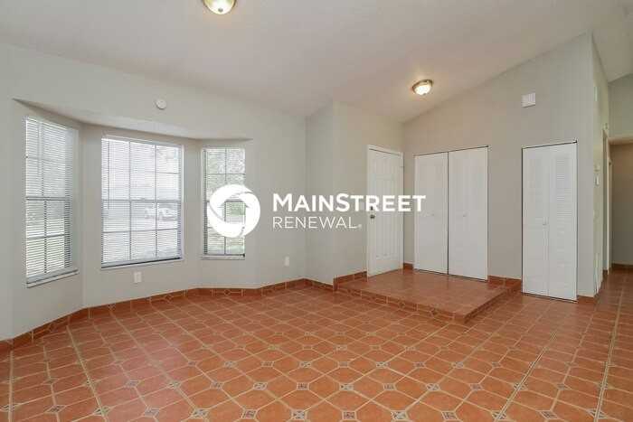 2741 W Covington Dr - Photo 3 of 16