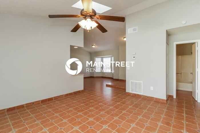 2741 W Covington Dr - Photo 6 of 16