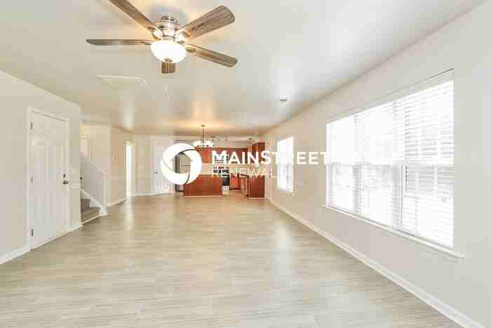 204 Slate Dr - Photo 4 of 17