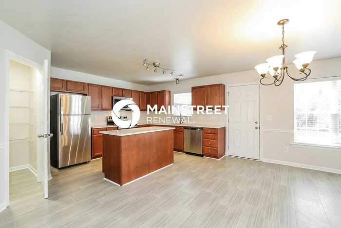 204 Slate Dr - Photo 6 of 17