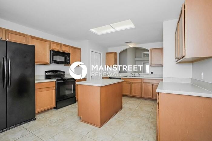 4302 Bay Vista Dr - Photo 7 of 16