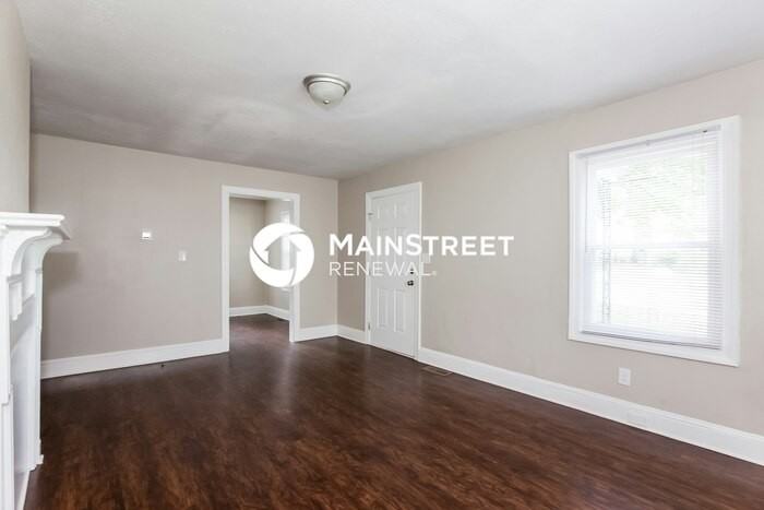 1308 Camp Greene St - Photo 7 of 31