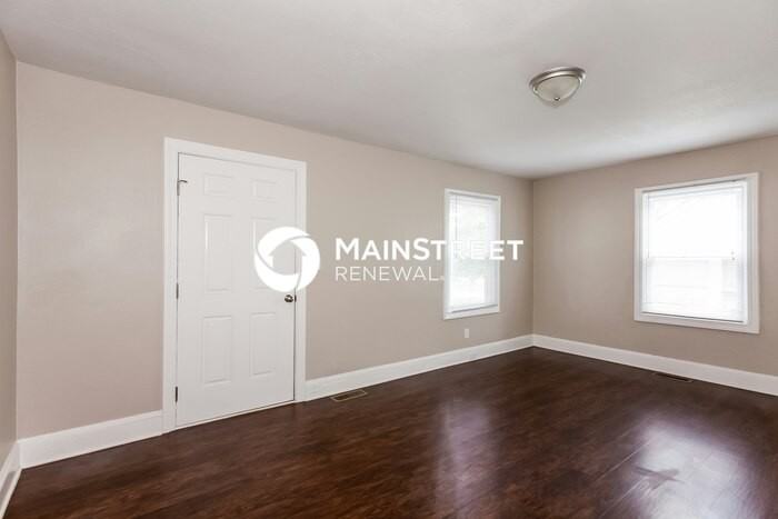 1308 Camp Greene St - Photo 7 of 31