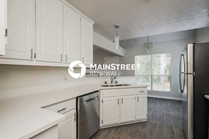 242 Fairview Pt - Photo 6 of 18