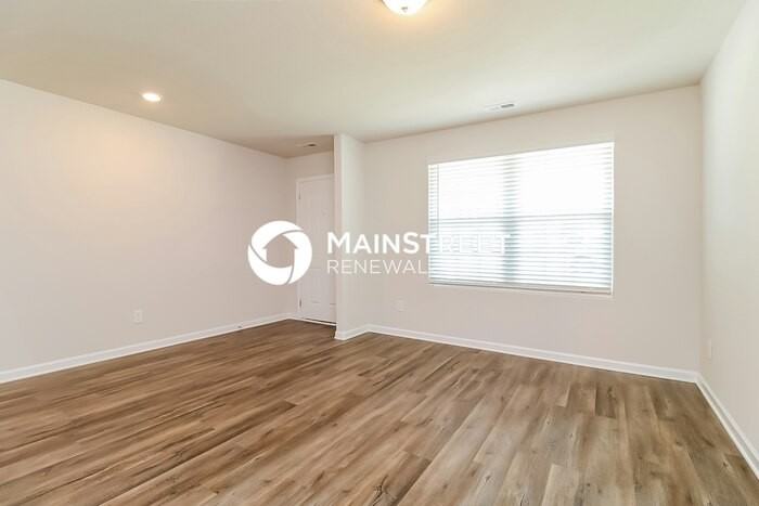 413 Brisk Dr - Photo 5 of 17