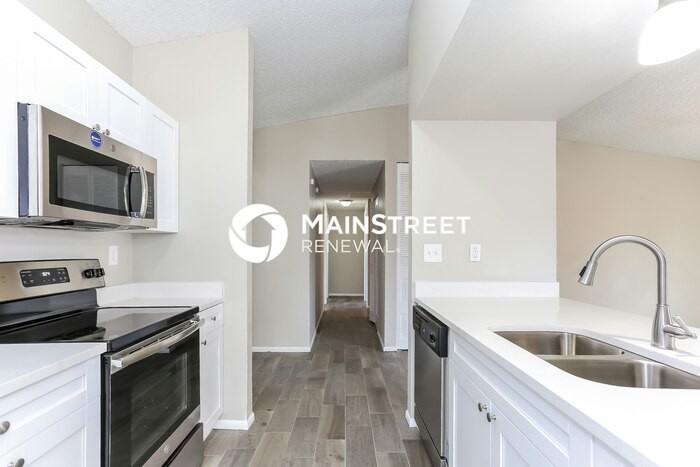 1209 Hawley Ct - Photo 5 of 16