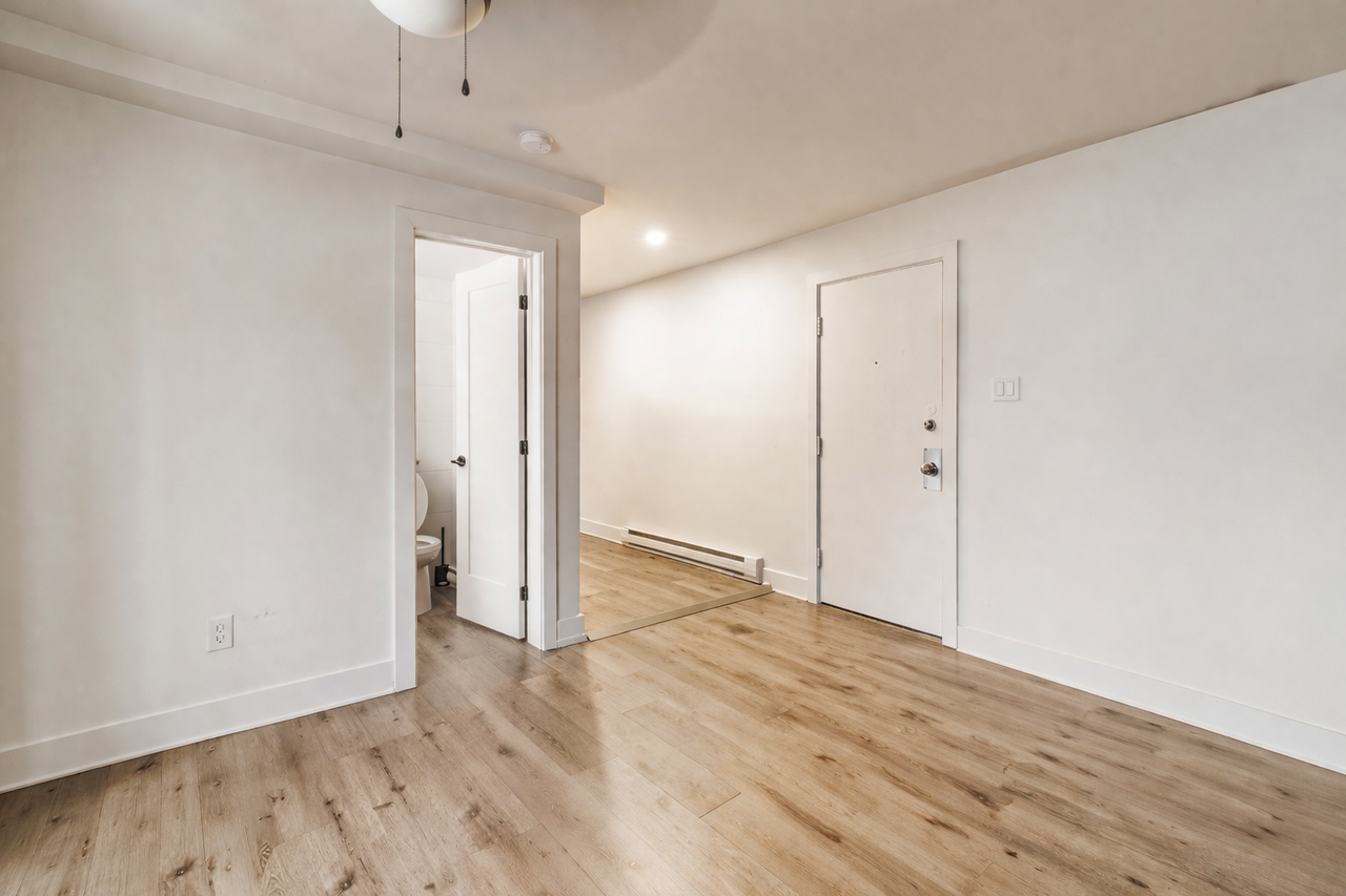 1790 Westgate - Photo 4 of 41