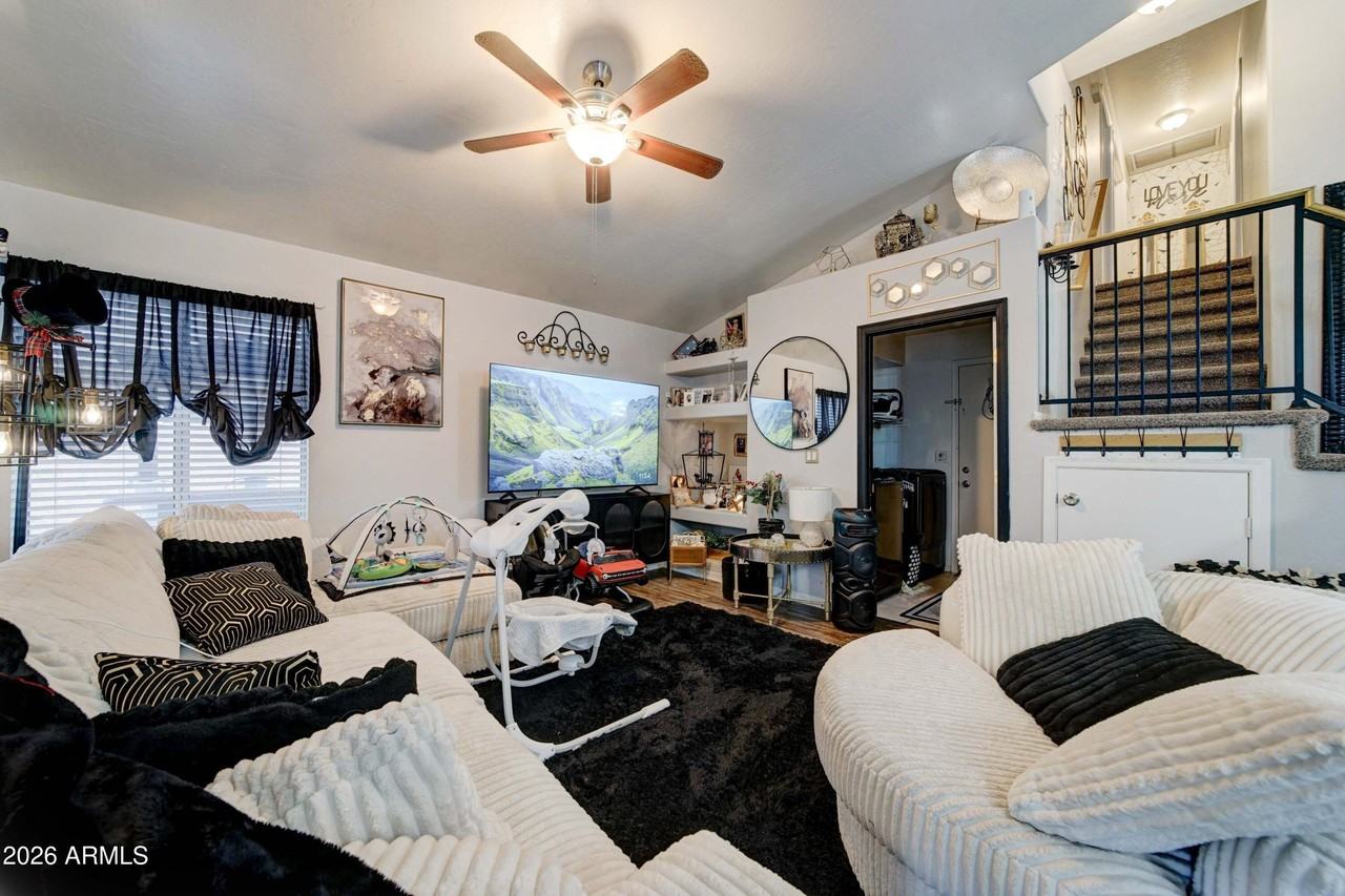 2744 S Raven - Photo 7 of 22