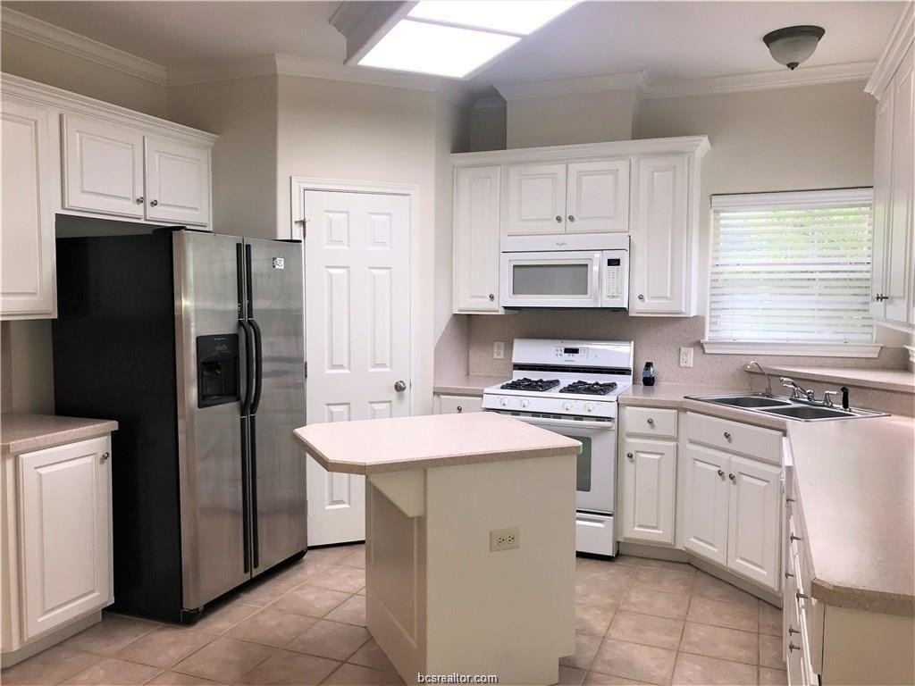 3754 Essen Loop - Photo 5 of 25