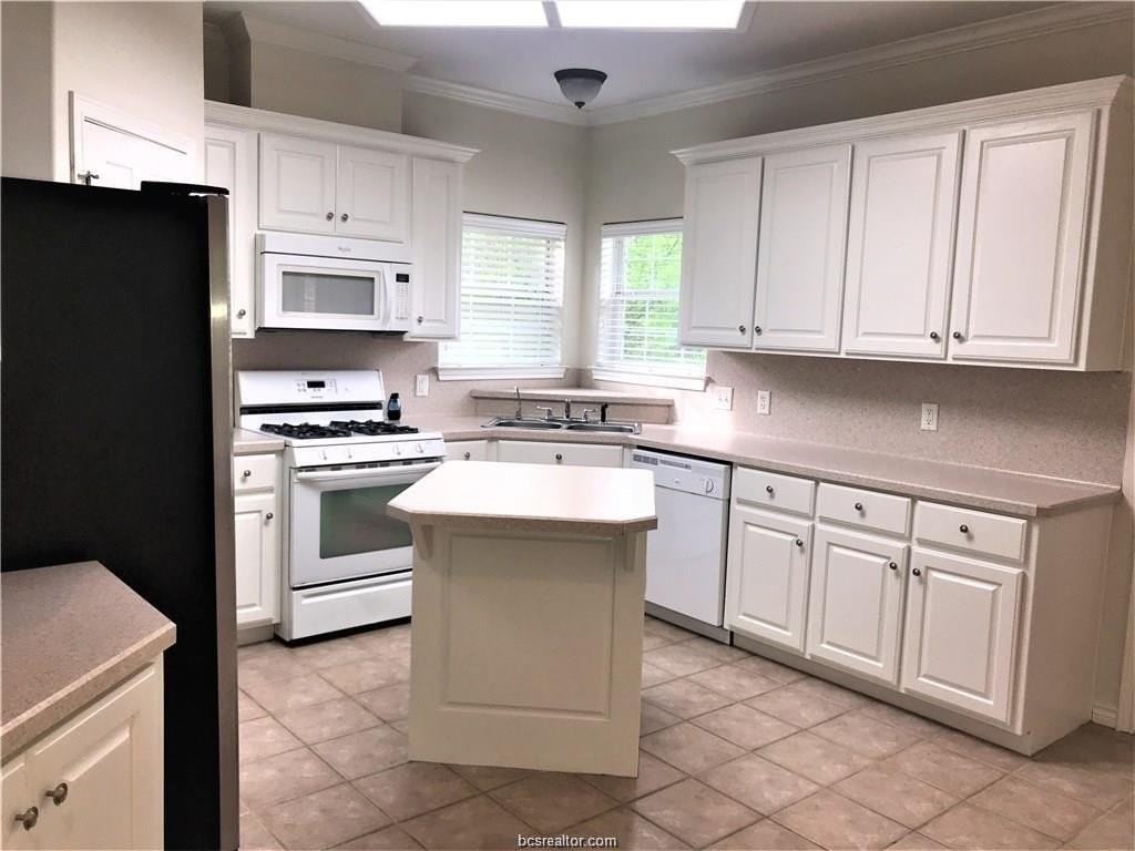 3754 Essen Loop - Photo 6 of 25