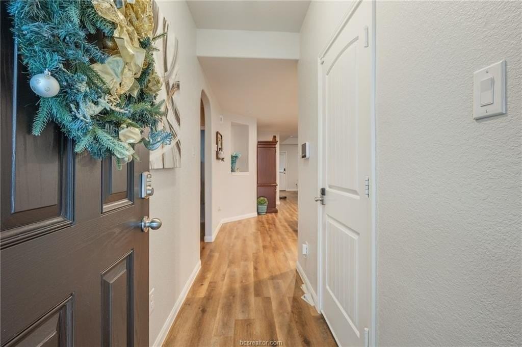 971 Rice Dr - Photo 2 of 17