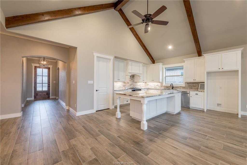 4205 Downton Abbey Ave - Photo 4 of 38