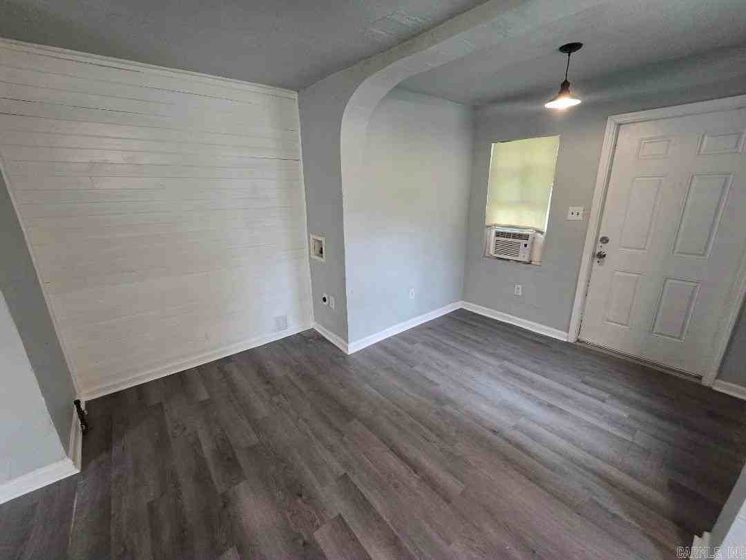 1819 Moss St - Photo 7 of 10