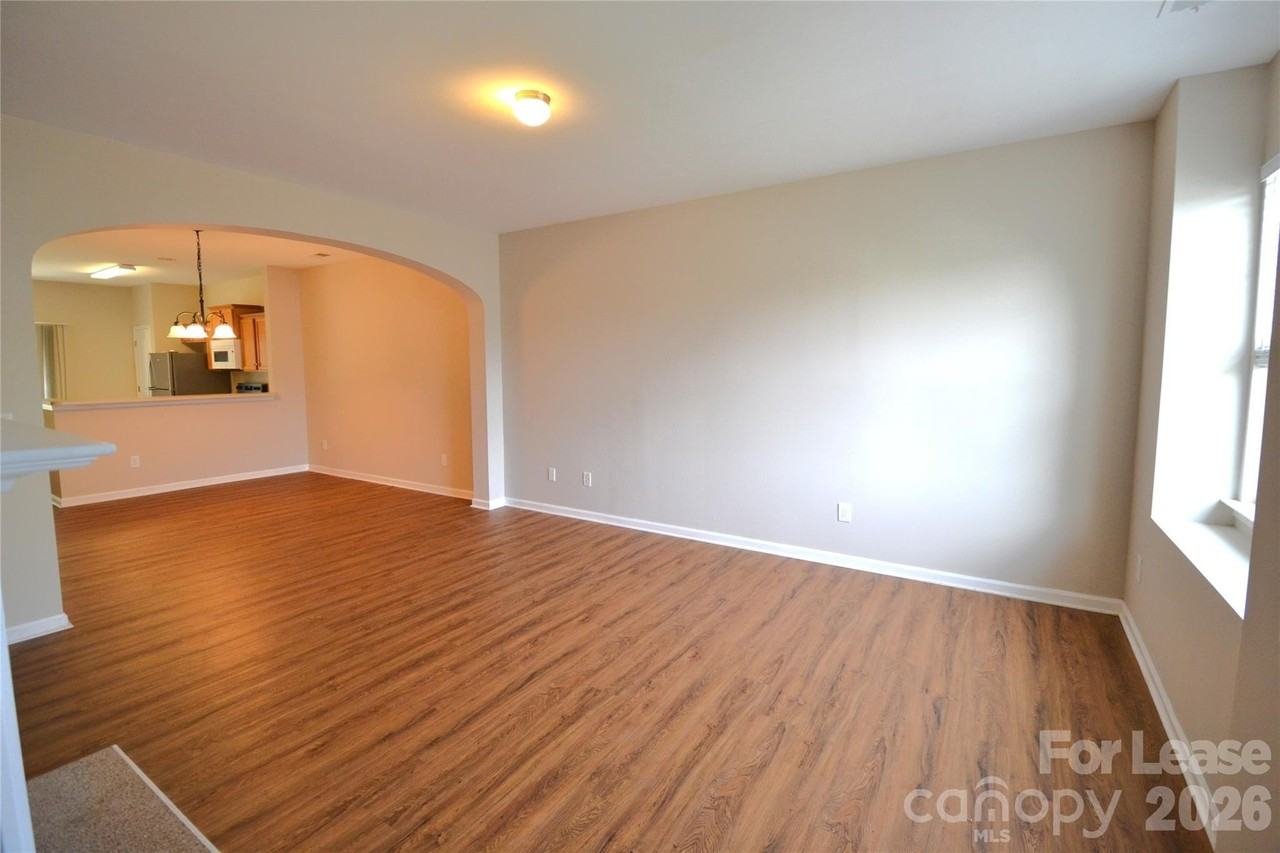 12633 Persimmon Tree Dr - Photo 2 of 23