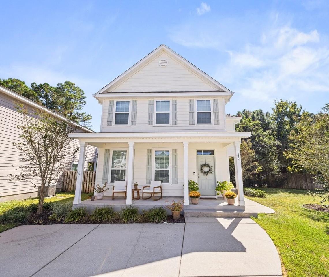 120 Mosaic Oaks Cir - Photo 2 of 47