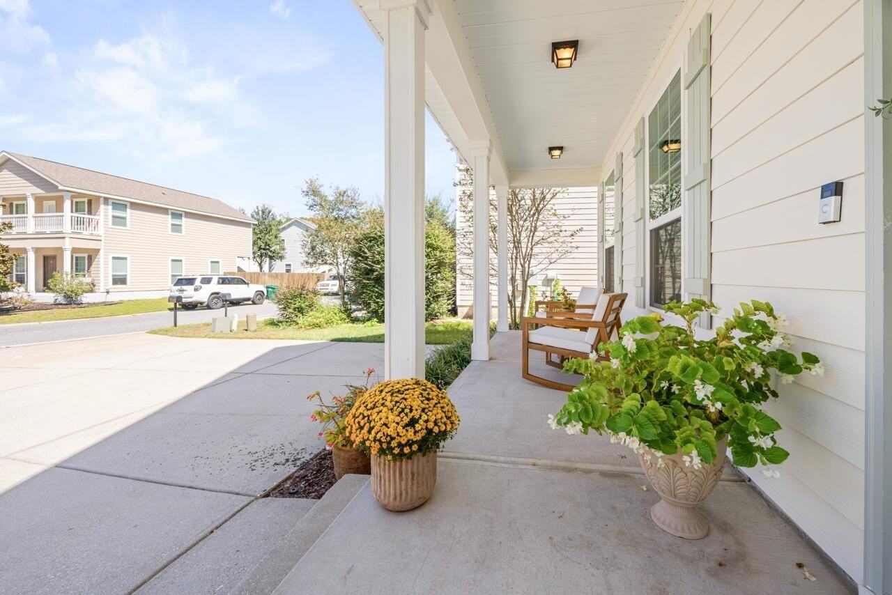 120 Mosaic Oaks Cir - Photo 5 of 47