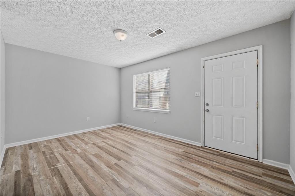 341 W Griffin St #A - Photo 6 of 17