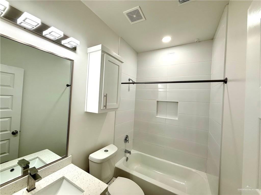 Ozark Ave #3 - Photo 6 of 12