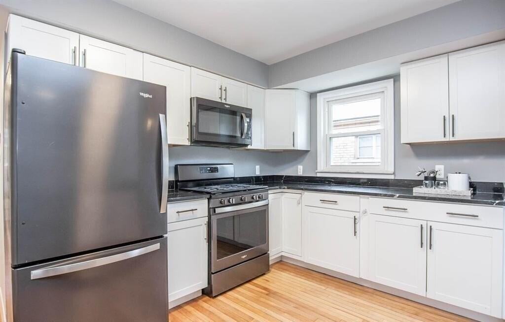 14030 Elgin St - Photo 6 of 15